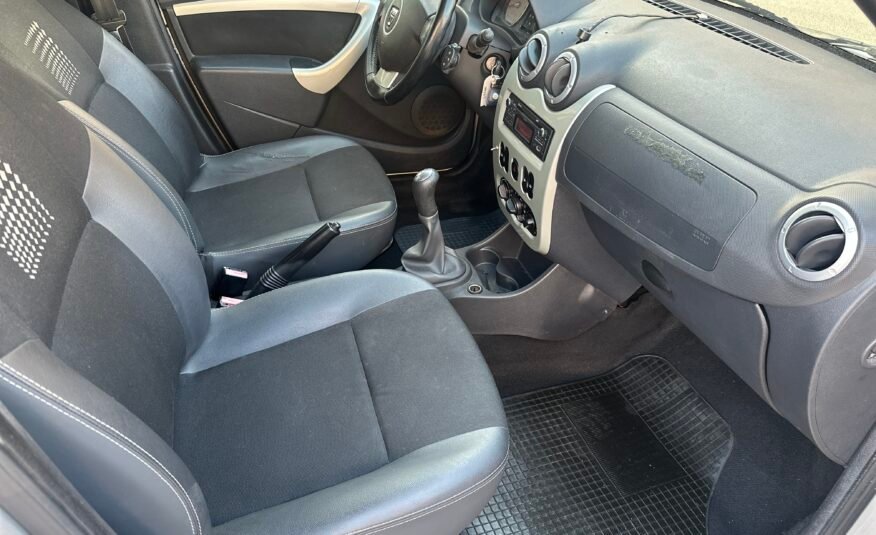 DACIA LOGAN 7 PLAZAS