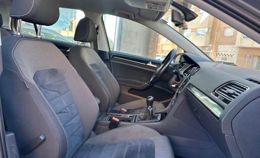 VOLKSWAGEN GOLF VII 2.0 TDI
