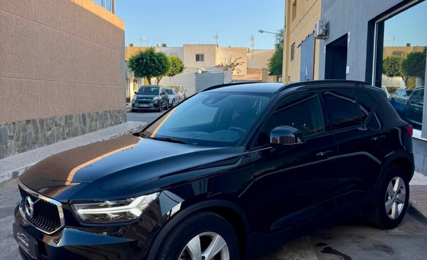 VOLVO XC40 D3
