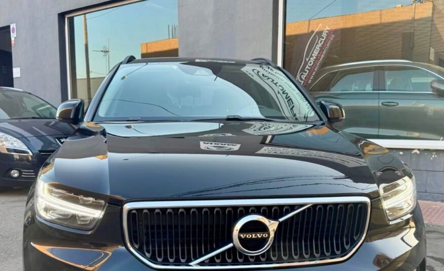 VOLVO XC40 D3