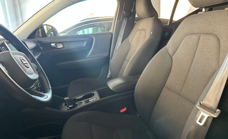 VOLVO XC40 D3