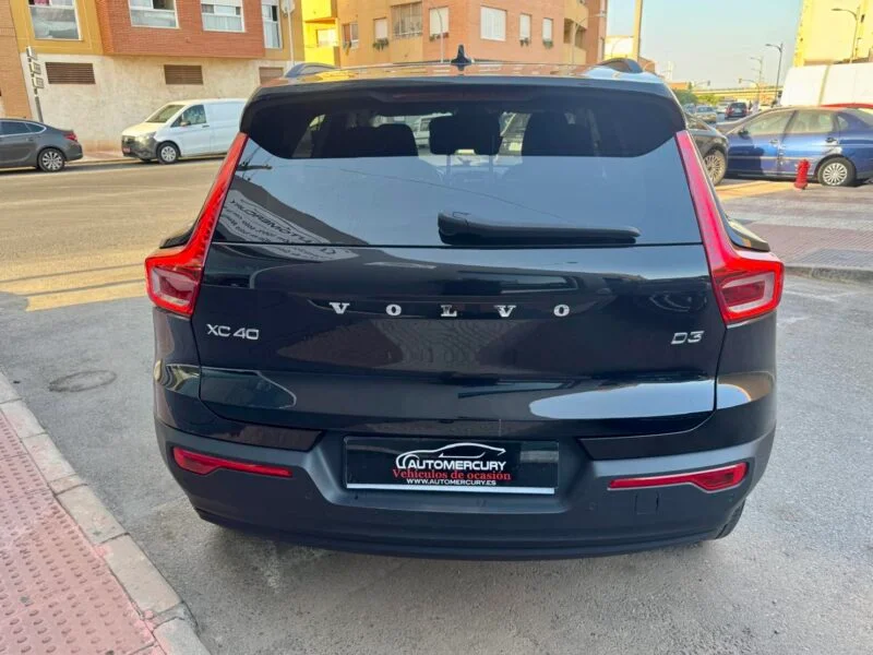 VOLVO XC40 D3