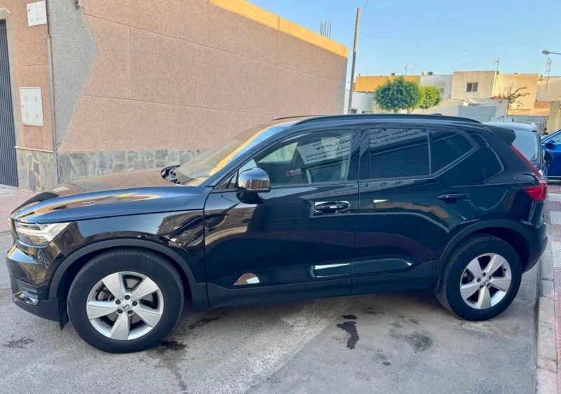 VOLVO XC40 D3