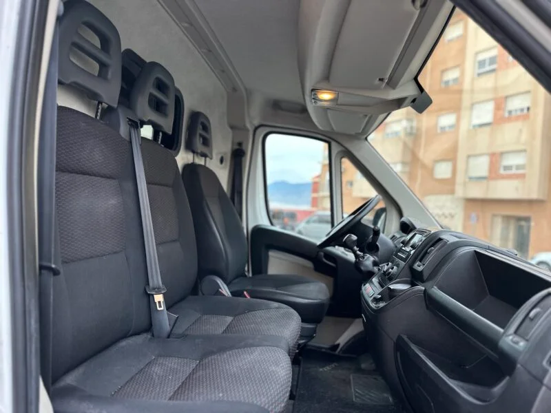 PEUGEOT BOXER 330