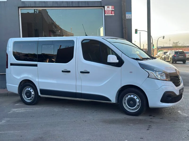 RENAULT TRAFIC 1.6