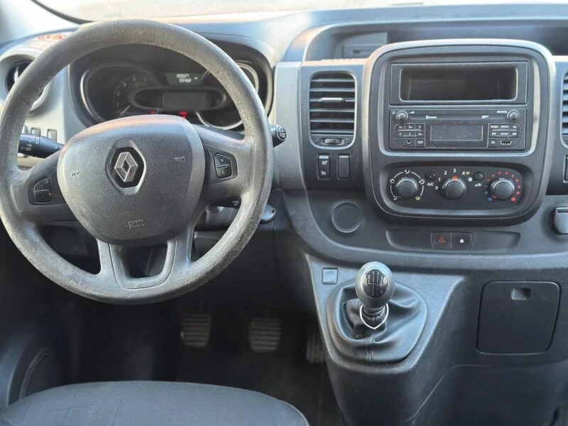 RENAULT TRAFIC 1.6
