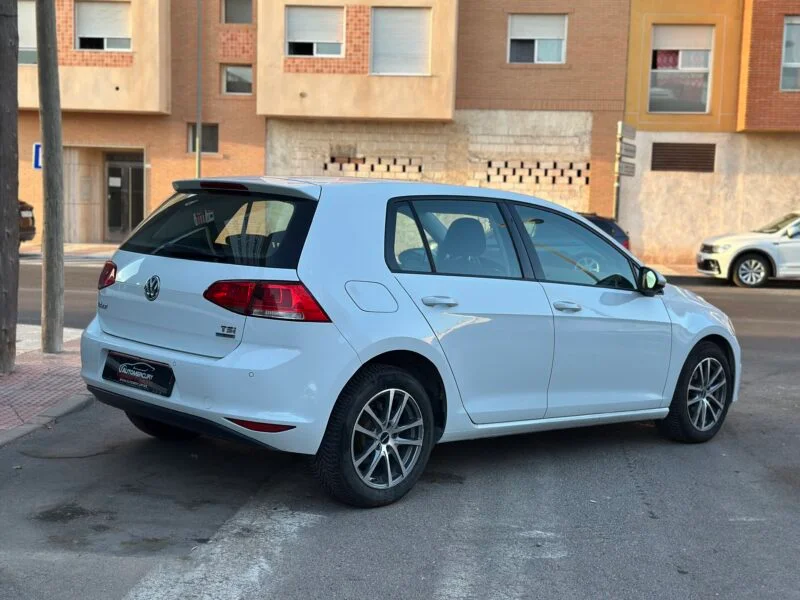 VOLKSWAGEN GOLF VII 1.2TSI