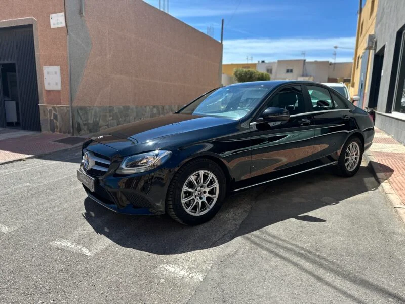 MERCEDES-BENZ CLASE C 200D
