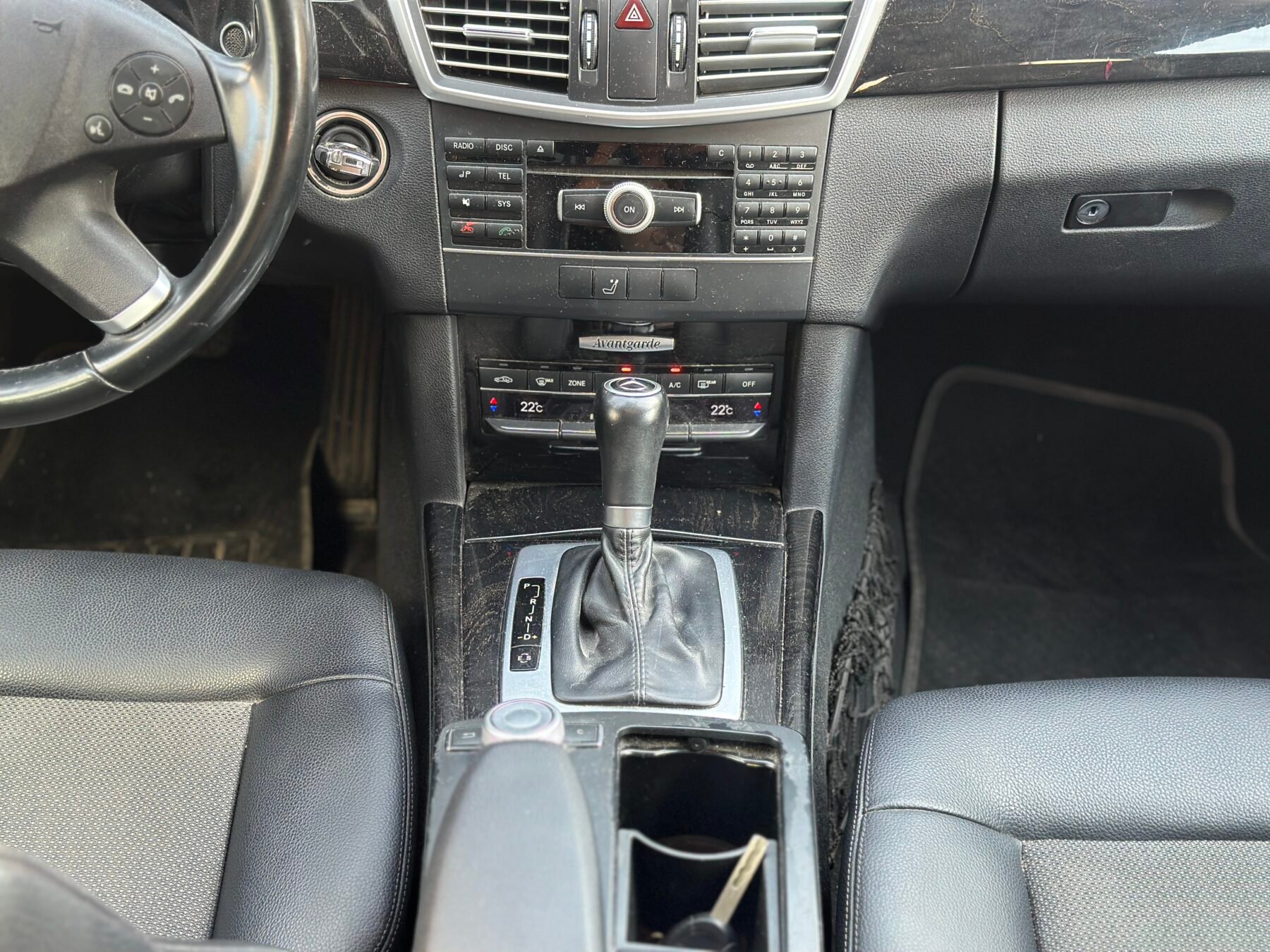 MERCEDES-BENZ E-class 200