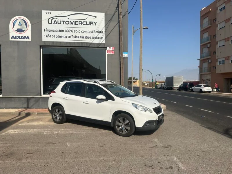 PEUGEOT 2008 1.2