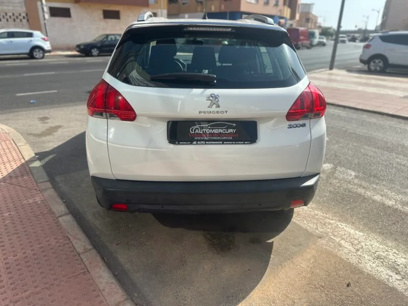 PEUGEOT 2008 1.2