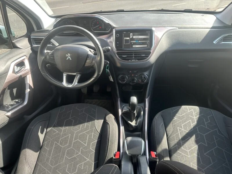 PEUGEOT 2008 1.2