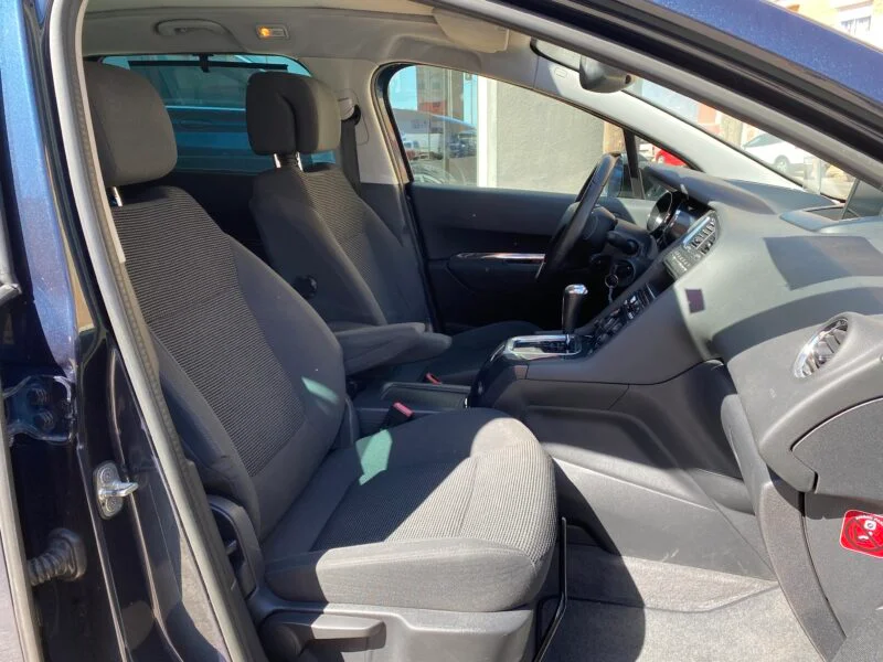 PEUGEOT 5008 2.0