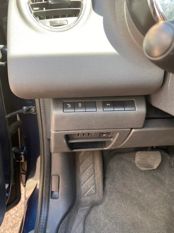 PEUGEOT 5008 2.0