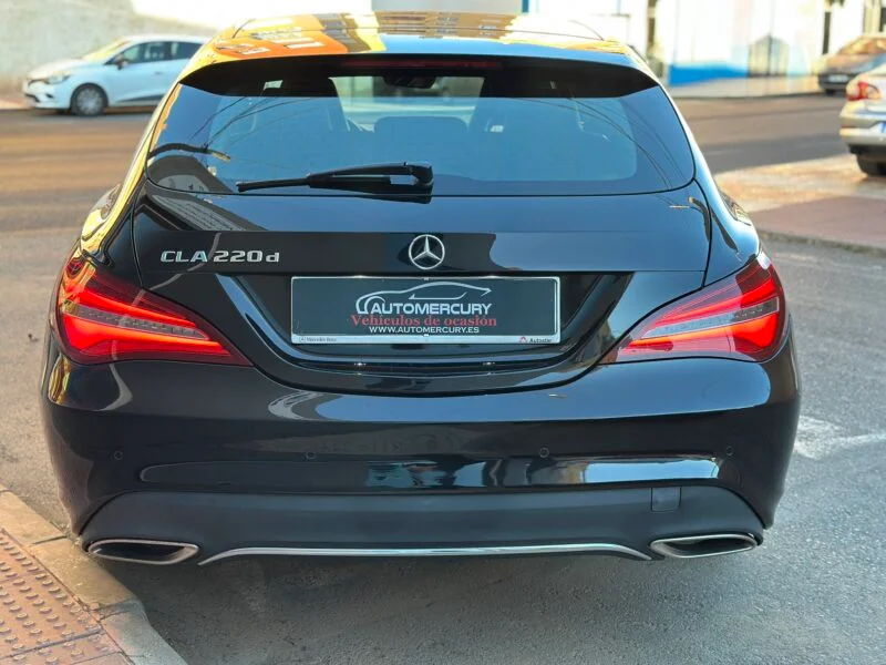 MERCEDES-BENZ CLA 220 SHOOTING BRAKE