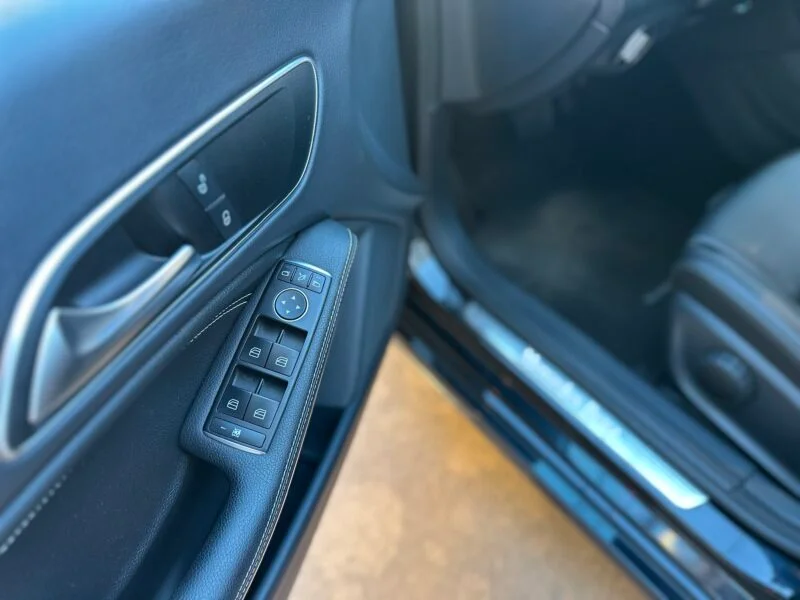 MERCEDES-BENZ CLA 220 SHOOTING BRAKE