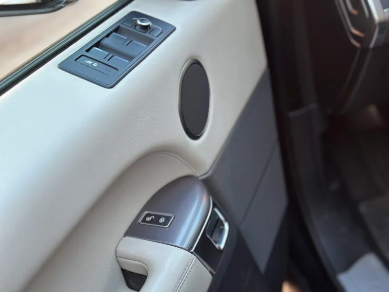 LAND-ROVER RANGE ROVER SPORT 3.0 HSE