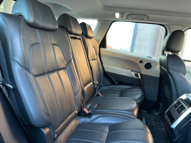 LAND-ROVER RANGE ROVER SPORT 3.0 HSE