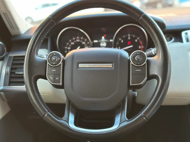 LAND-ROVER RANGE ROVER SPORT 3.0 HSE