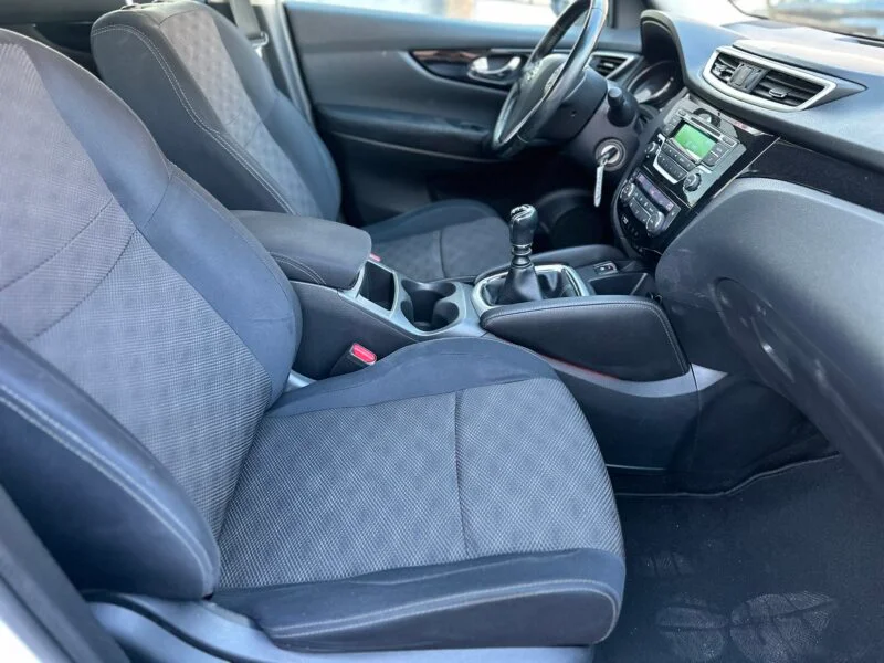 NISSAN QASHQAI PURE DRIVE DCI