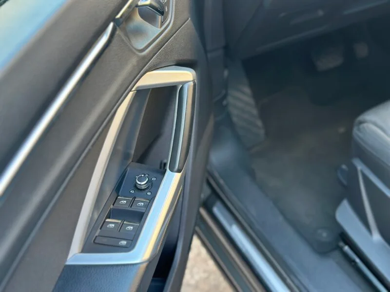 AUDI Q5 2.0TDI QUATTRO