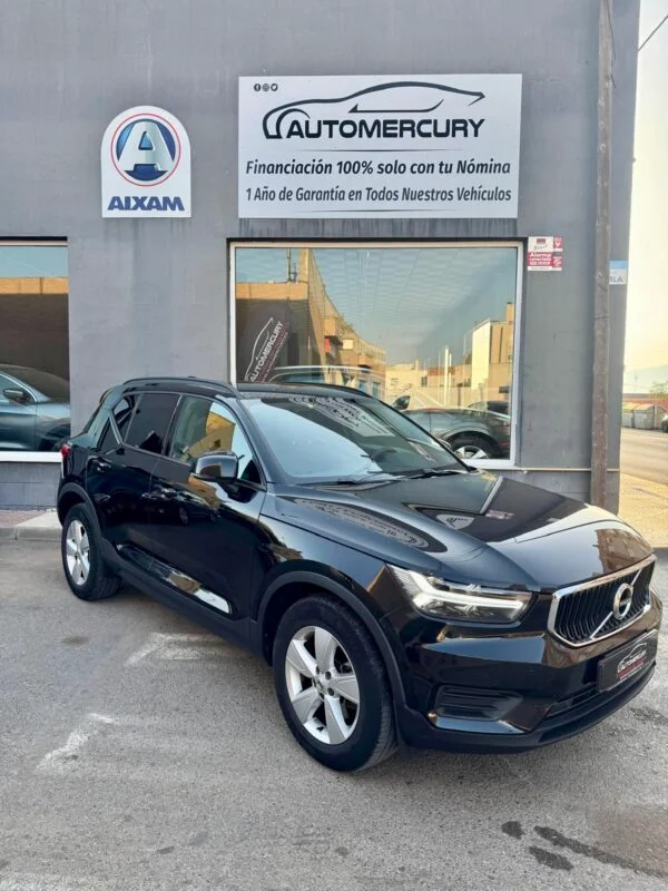 VOLVO XC40 D3