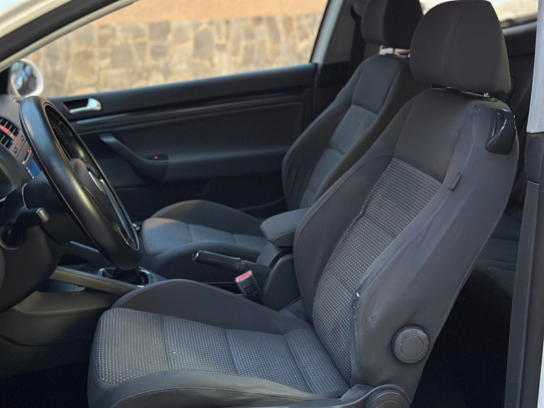 VOLKSWAGEN GOLF 1.9 GT Sport 