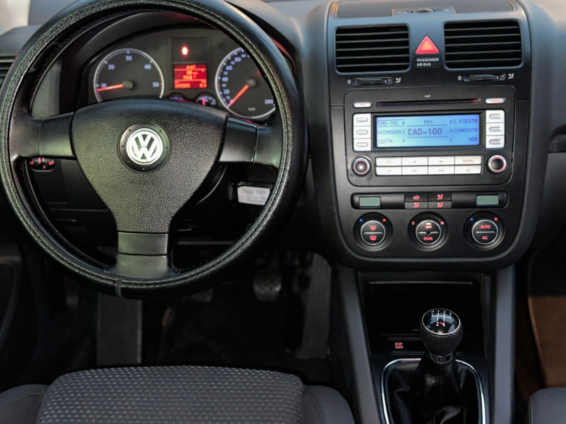 VOLKSWAGEN GOLF 1.9 GT Sport 