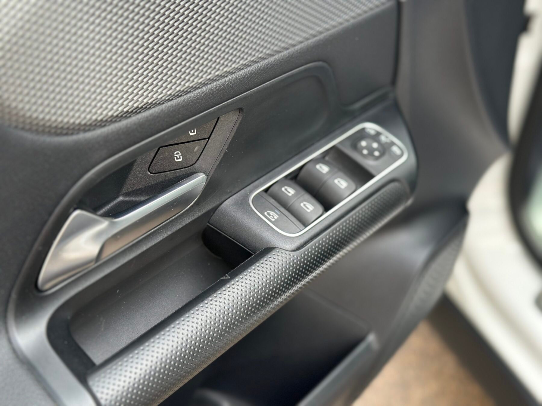 MERCEDES-BENZ GLA 200D