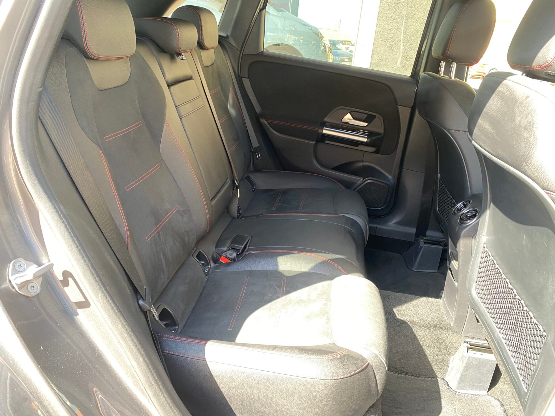 MERCEDES-BENZ CLASE B 180D