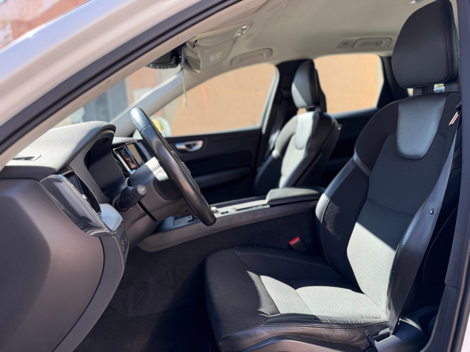 VOLVO XC60 D4