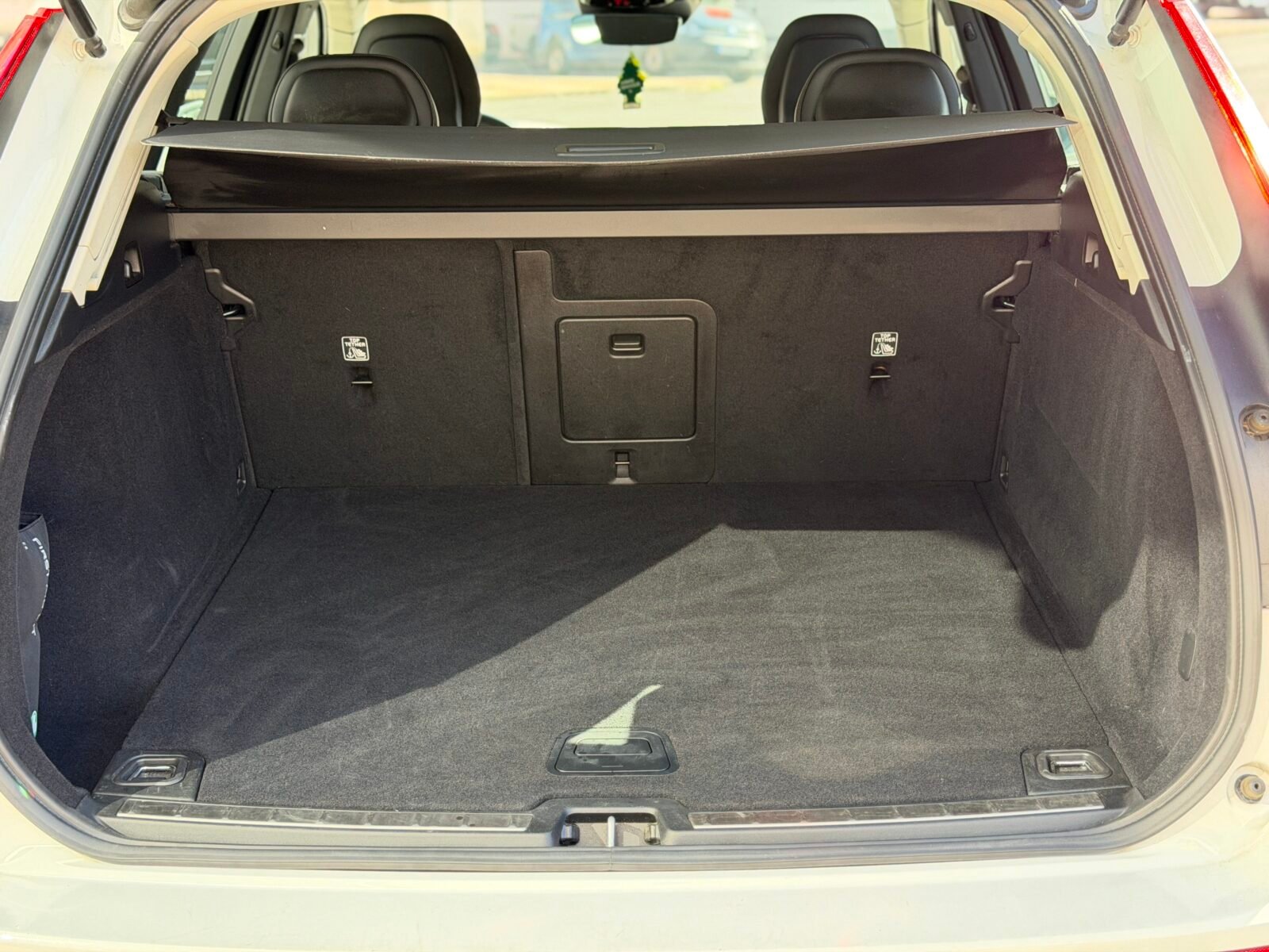 VOLVO XC60 D4