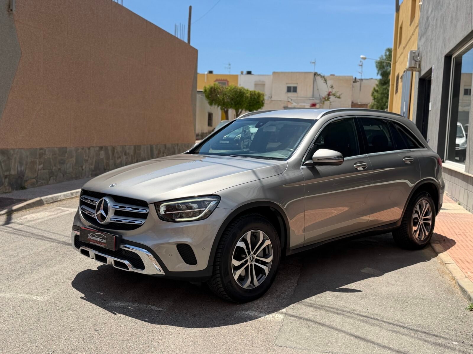 MERCEDES-BENZ GLC 220d 4 MATIC