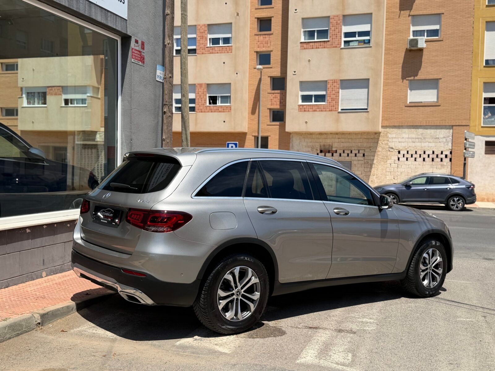 MERCEDES-BENZ GLC 220d 4 MATIC