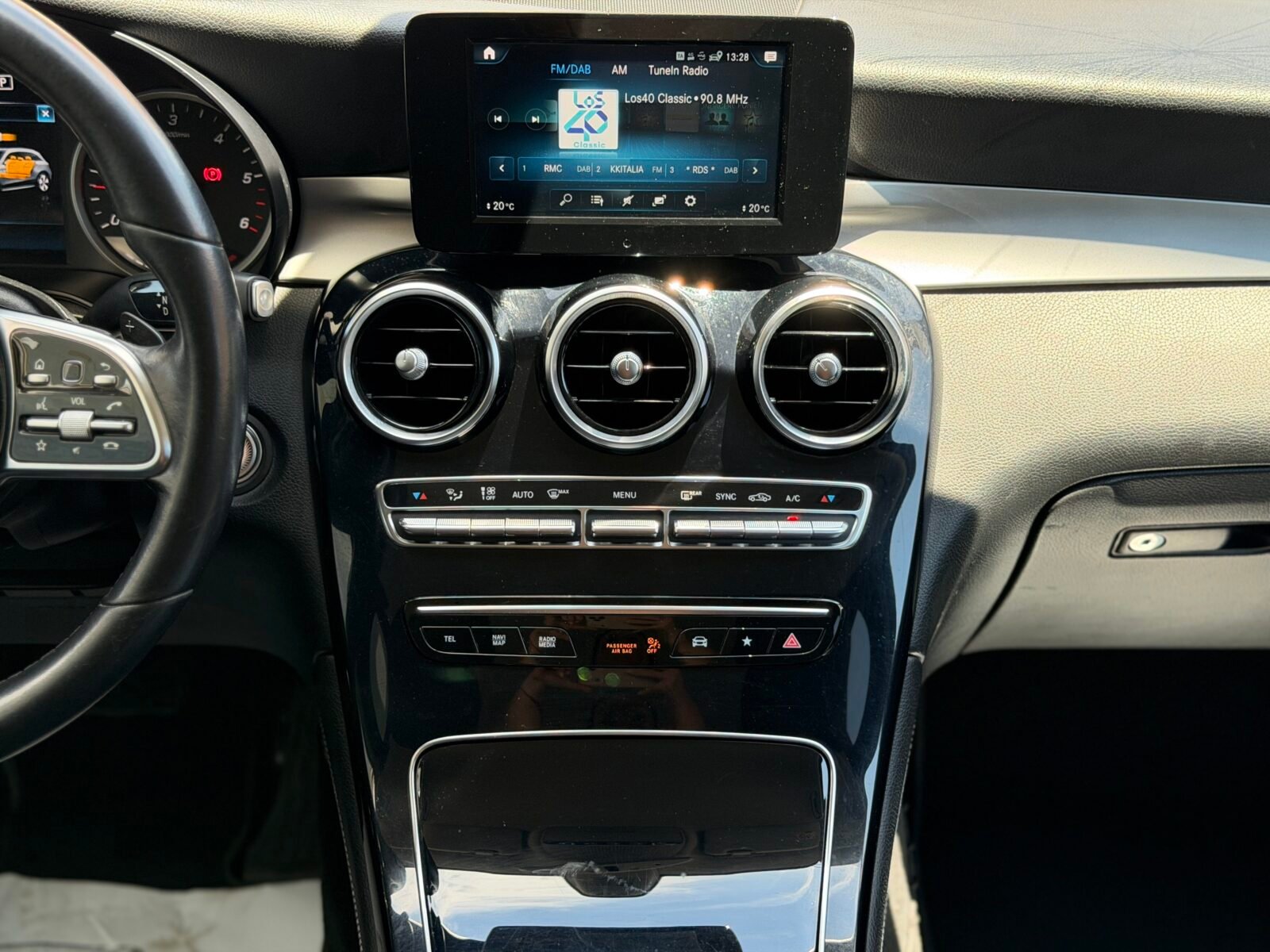 MERCEDES-BENZ GLC 220d 4 MATIC