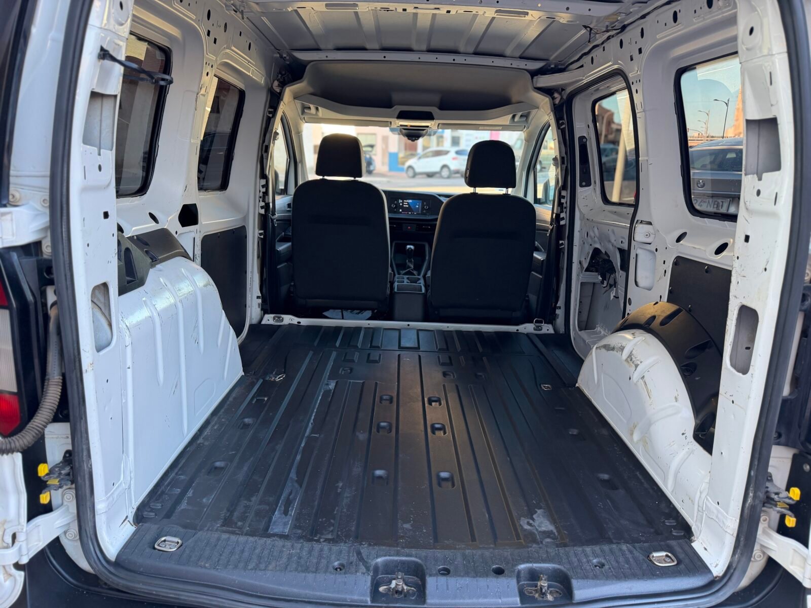 VOLKSWAGEN CADDY 2.0 TDI