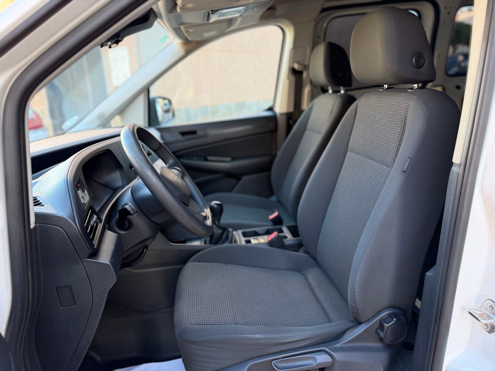VOLKSWAGEN CADDY 2.0 TDI