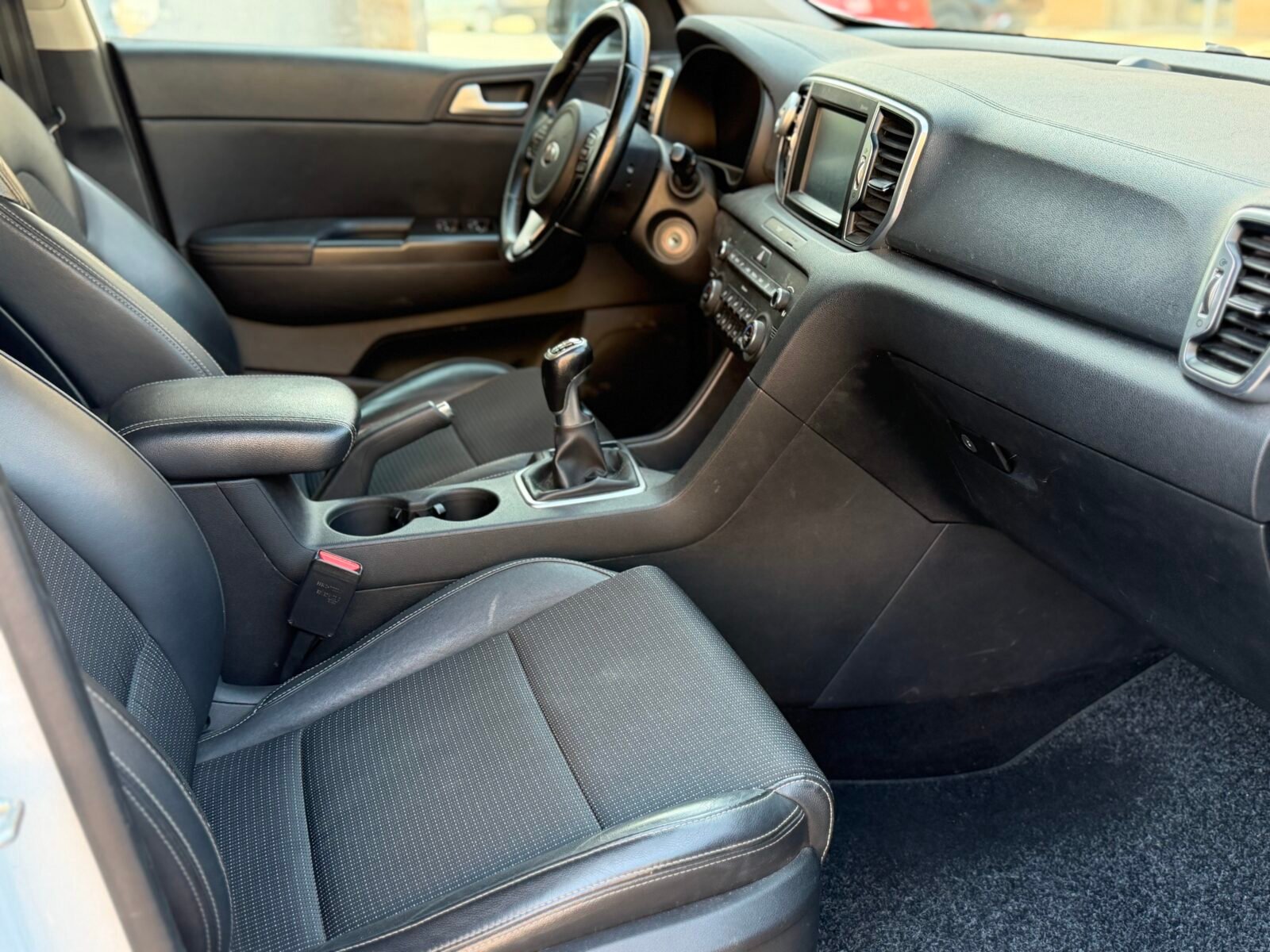 KIA SPORTAGE 1.7 CRDi