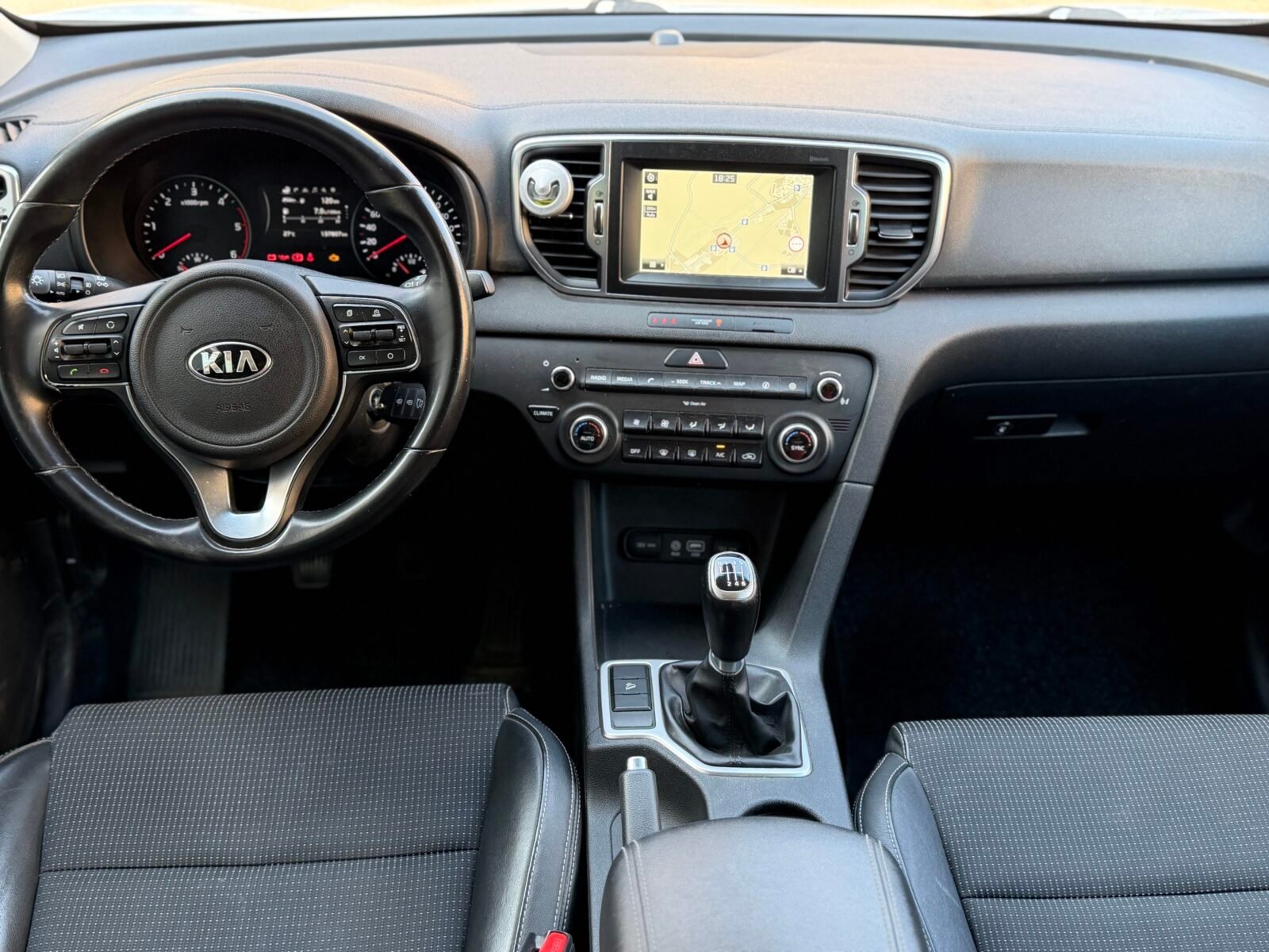 KIA SPORTAGE 1.7 CRDi