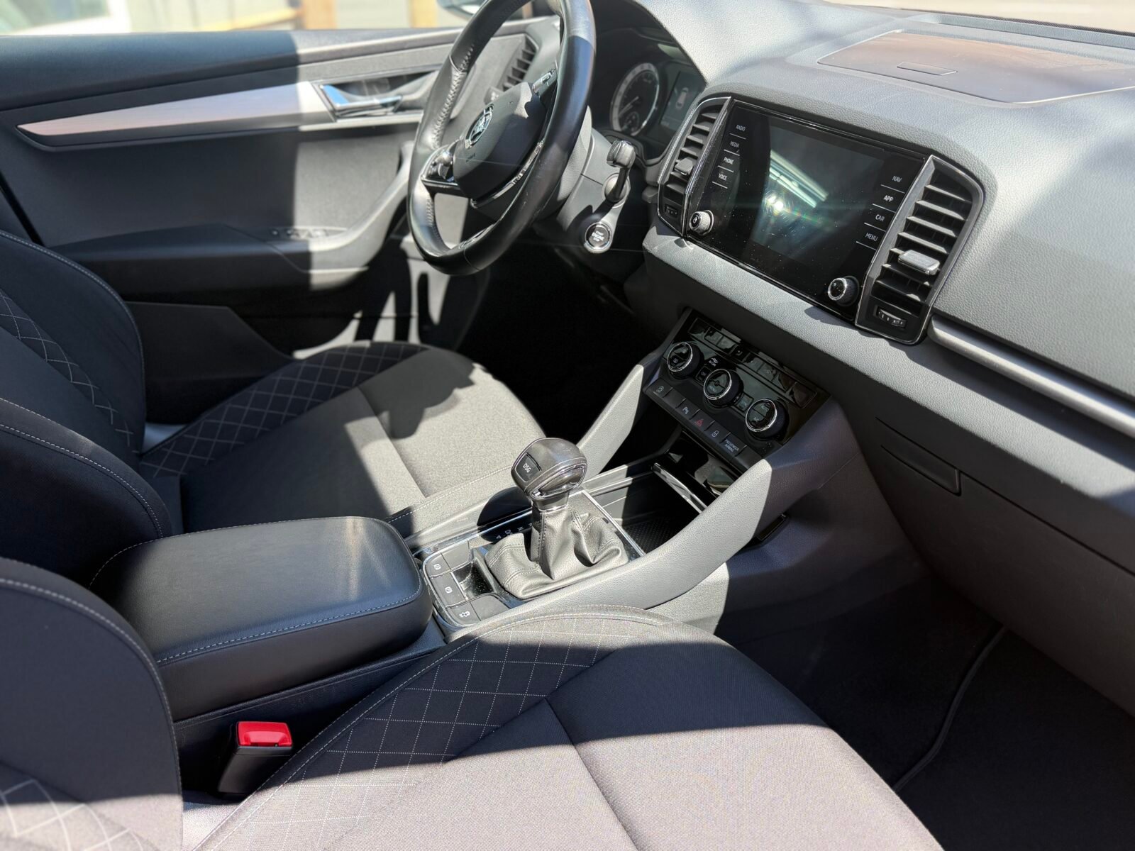 SKODA KAROQ 2.0 TDI DSG