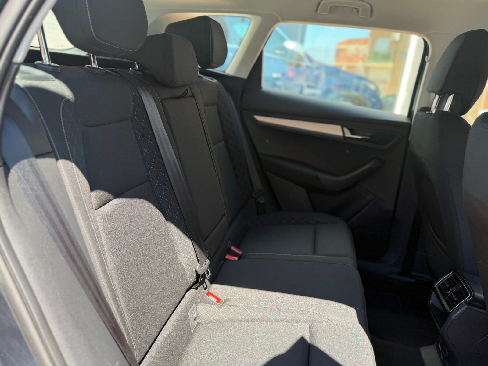 SKODA KAROQ 2.0 TDI DSG