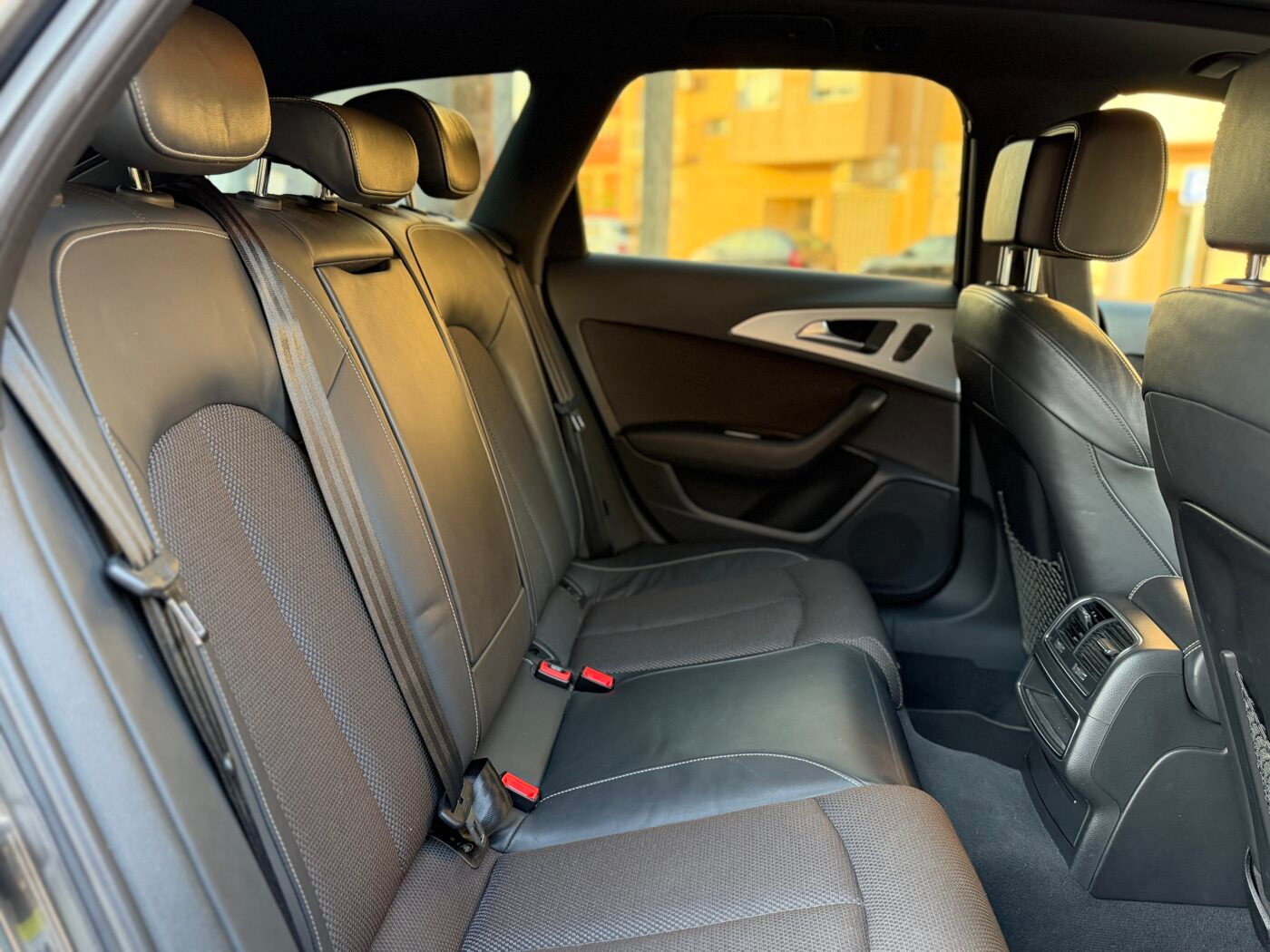 AUDI A6 AVANT SLINE
